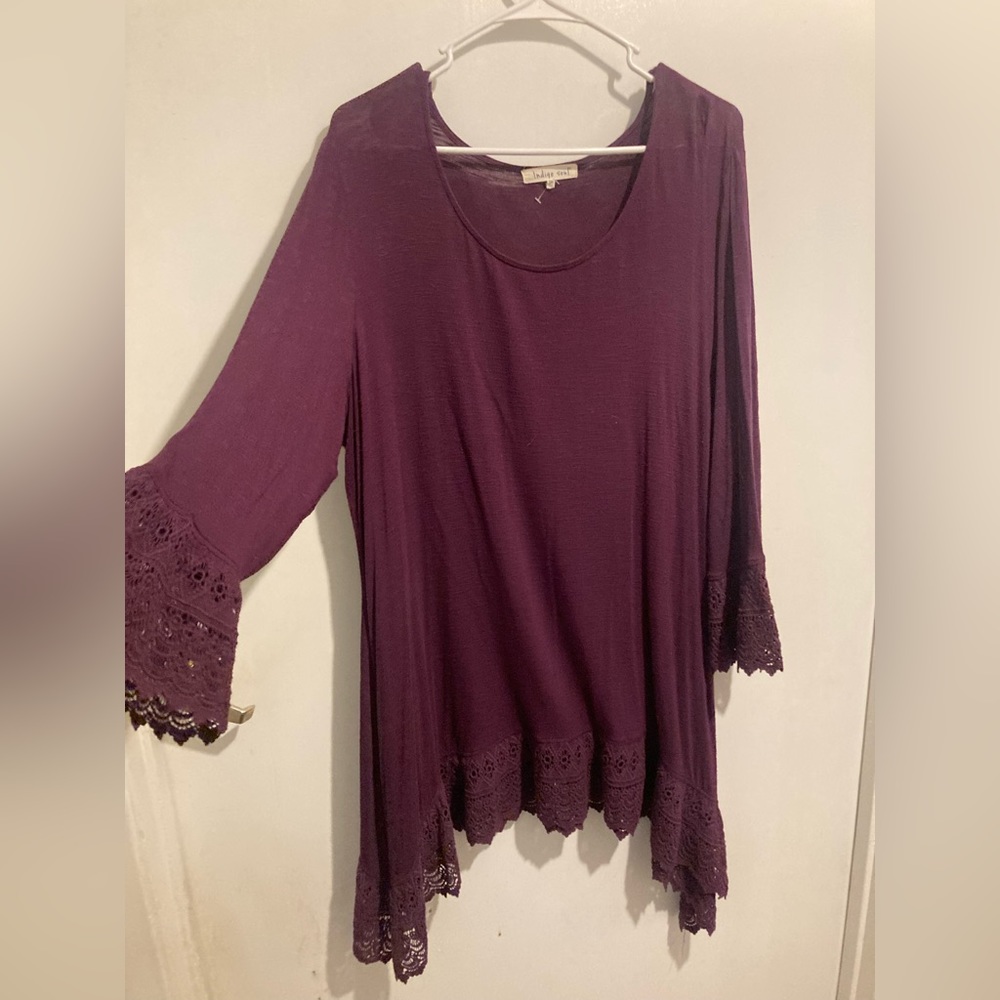Purple shirt with lace